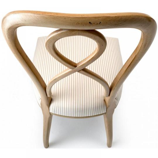 provansalsky styl jedalenska stolicka stolicka provencesky rustikalny dom elegantny nabytok kuchyna jedalen stolicky individualne calunene vyber farby interierove zariadenie toskansky taliansky dom rekreacny dom pruhovany oblucikovy.jpg